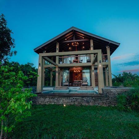 The Villa Lakeshore Anuradhapura Exterior foto