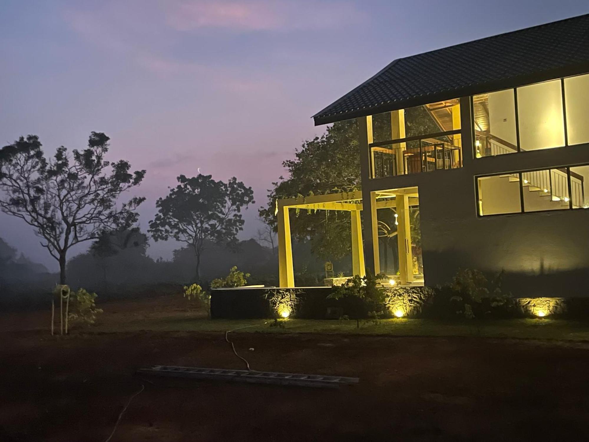 The Villa Lakeshore Anuradhapura Exterior foto